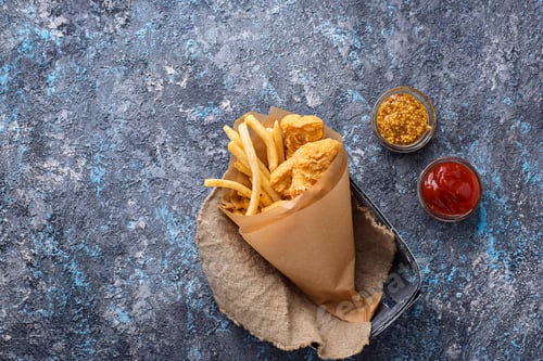 Preview: Fish and chips with tomato sauce and mustard