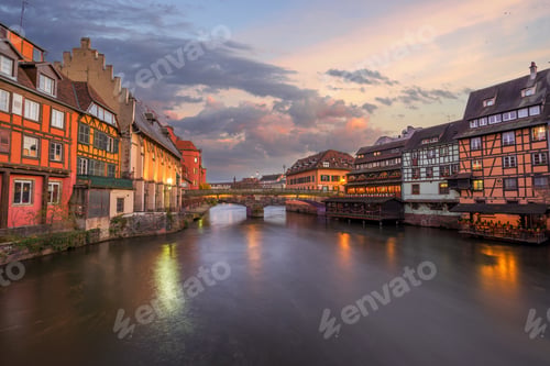 Preview: Traditional half timbered houses of Petite France.