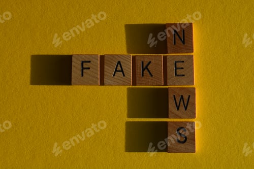 Preview: Fake News, phrase as banner headline