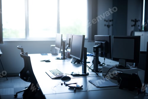 Preview: Empty business coworking space