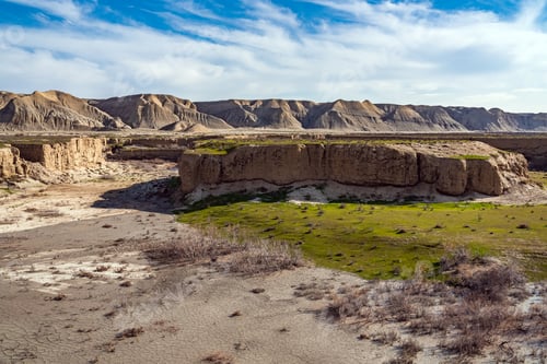 Preview: Beautiful canyons in a mountainous desert area