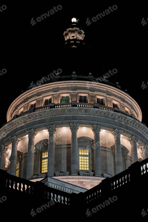 Preview: Vertical night view of the Utah State capital building