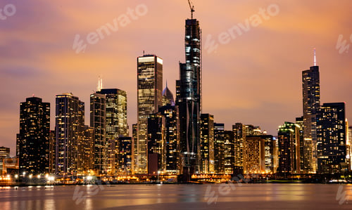 Preview: Panoramic view of Chicago city high rise buildings cloudy sky in the evening