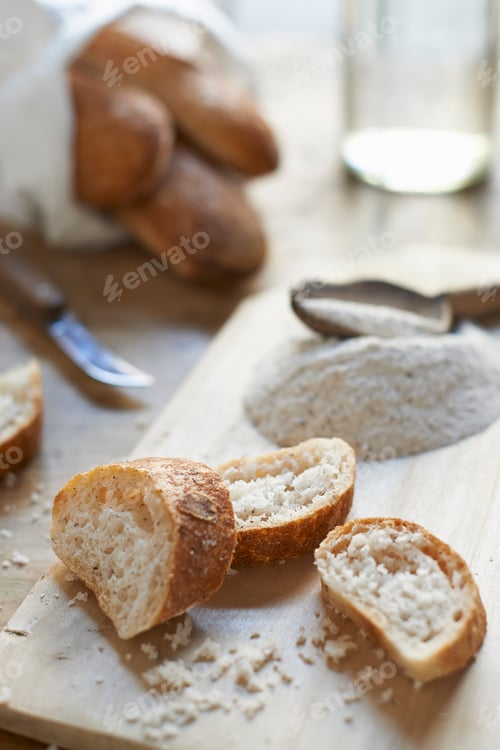 Preview: A cozy breakfast scene with freshly sliced bread