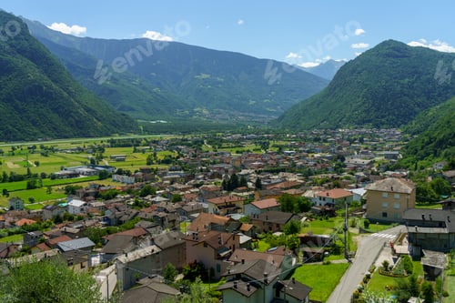 Preview: Panoramic view of Valtellina from Ardenno at summer