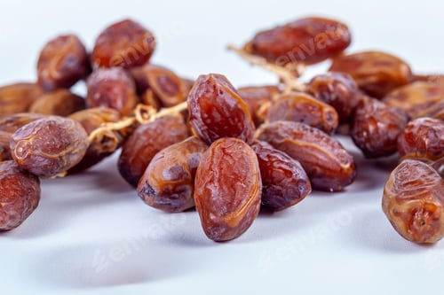 Preview: Dates Fruit