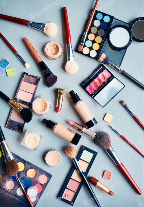 Preview: Objects for makeup