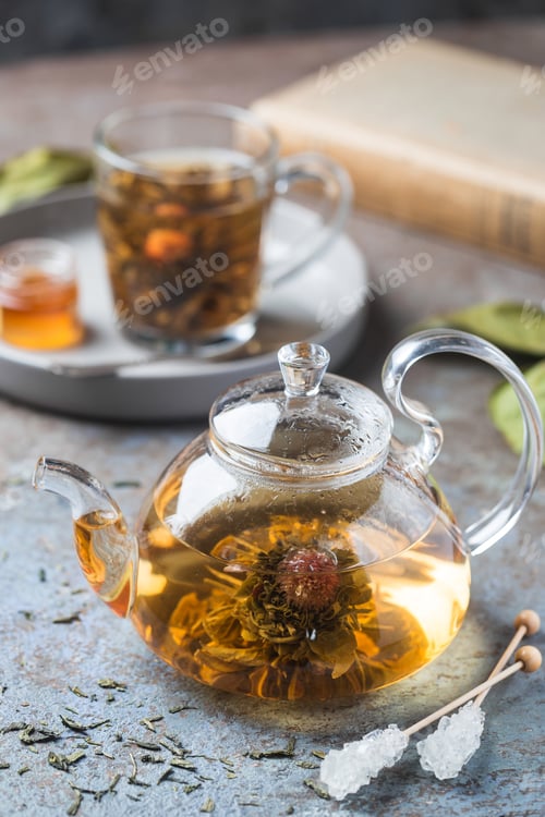 Preview: Blooming tea flower