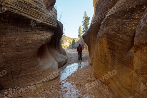 Preview: Slot canyon