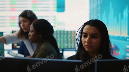 Preview: Company employees exchanging project details and big data