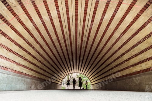 Preview: Beautiful Playmates Arch at Central Park.