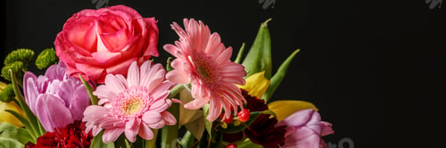 Preview: Close-up photo of colorful fresh flowers bouquet for Valentine's