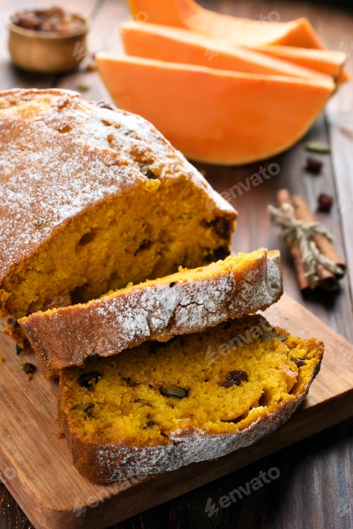 Preview: Sliced pumpkin loaf