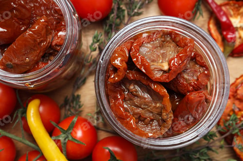 Preview: Concept of tasty food - sun-dried tomato, top view