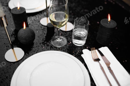 Preview: Table setting, luxury silverware and tableware