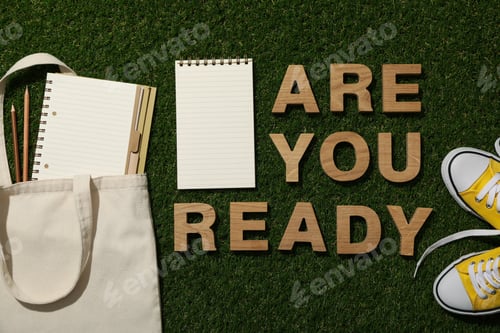 Preview: The inscription: "Are you ready?" on the grass.