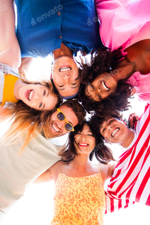 Preview: Group of young best friends bonding outdoors