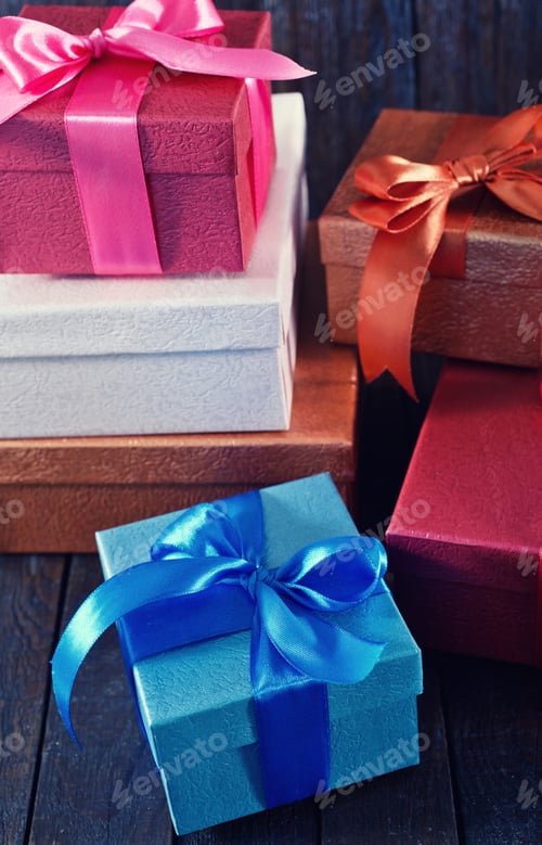 Preview: Gifts
