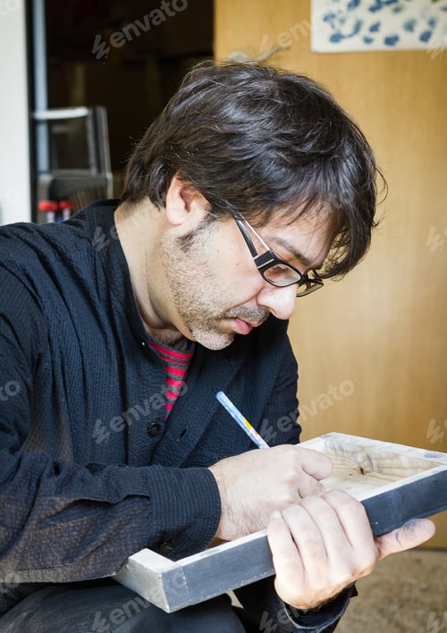 Preview: Painter artist signing oil canvas