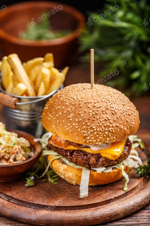 Preview: Fresh burger with cheese