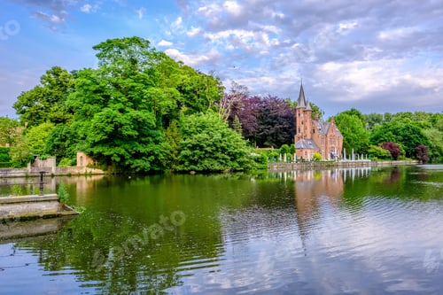 Preview: Bruges (Brugge) cityscape with Minnewater lake