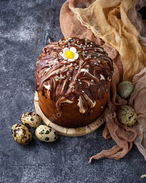 Preview: Traditional Easter cake with topping