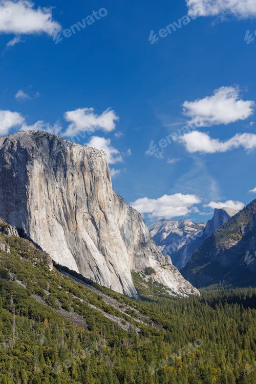 Preview: The breathtaking Tunnel View in Yosemite National Park