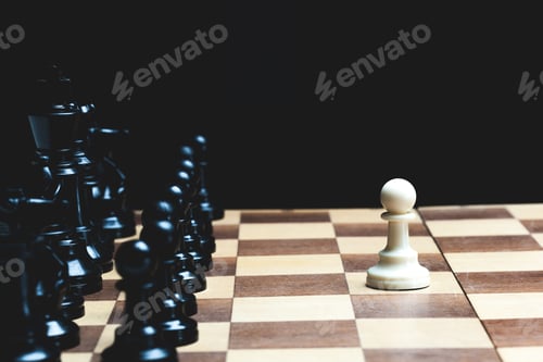 Preview: Chess board with figures