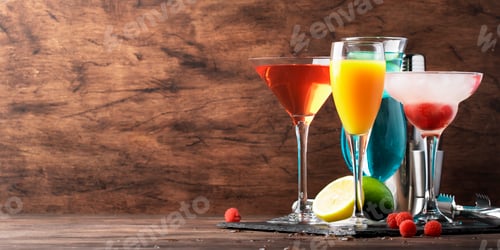Preview: Set of summer alcoholic cocktails, popular bright refreshing colorful alcohol drinks and beverages