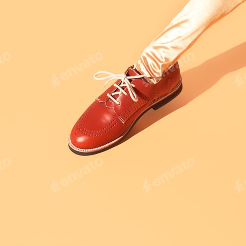 Preview: Trendy vintage clothing, shoes in stylish isometric still life minimal. Ideal for fashion bloggers
