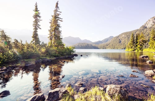 Preview: Lake in Canada