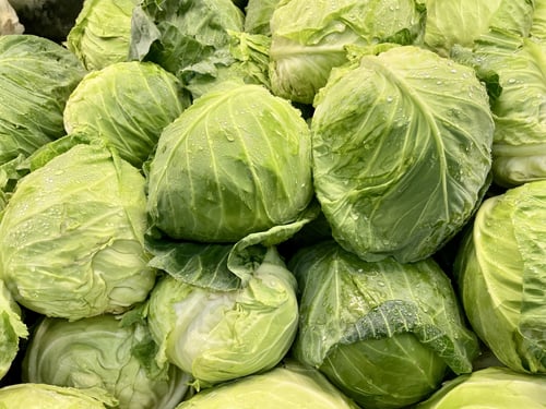 Preview: Closeup shot of lettuce heads bunch in the market