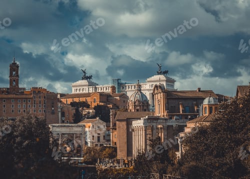 Preview: Roman ruins in Rome