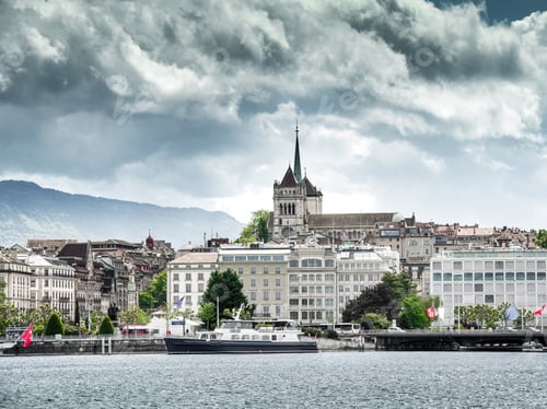 Preview: Lake Geneva Embankment