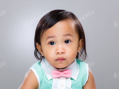 Preview: Curious baby girl