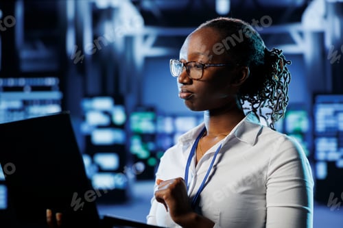 Preview: IT expert prevents servers overload