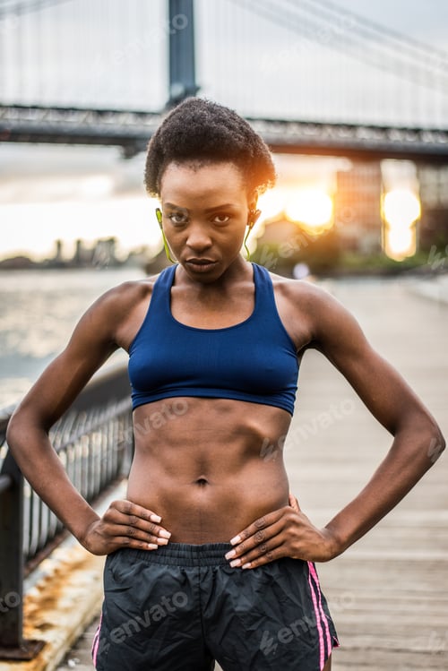 Preview: Woman running in New York