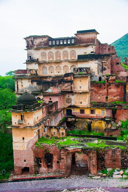 Preview: Ruins of old palace at Amber fort, Jaipur, India
