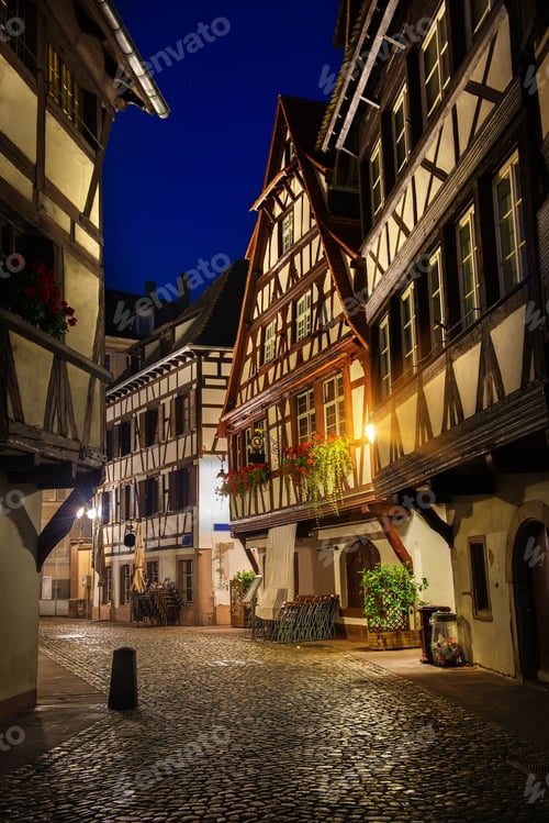 Preview: Strasbourg in the night
