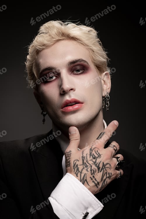 Preview: Epic Halloween transformation of a young man in stunning costume with striking makeup