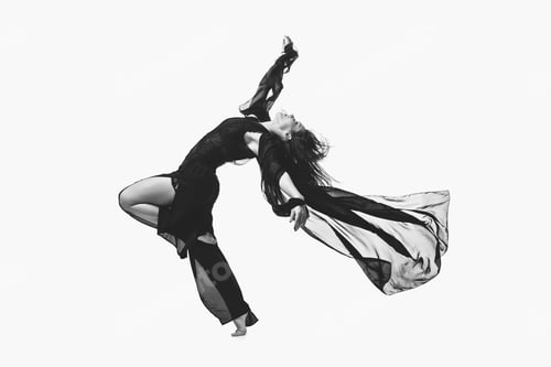 Preview: Beautiful modern dancer girl