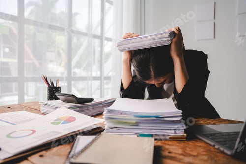 Preview: Employees who work with a lot of documents Searching for documents Accounting for income, expenses,
