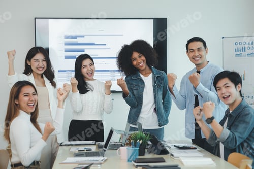 Preview: A group of startup management people are having a brainstorming meeting in the conference room, with