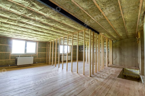 Preview: Construction and renovation of big light spacious empty room with oak floor, walls and ceiling
