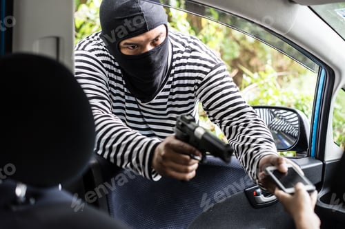 Preview: CAR ROBBERY