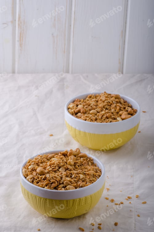Preview: Baked granola with pudding