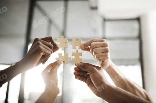 Preview: Together we make the pieces fit