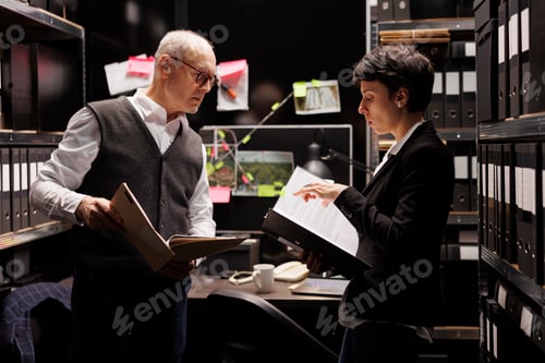 Preview: Elderly private detective showing criminology report