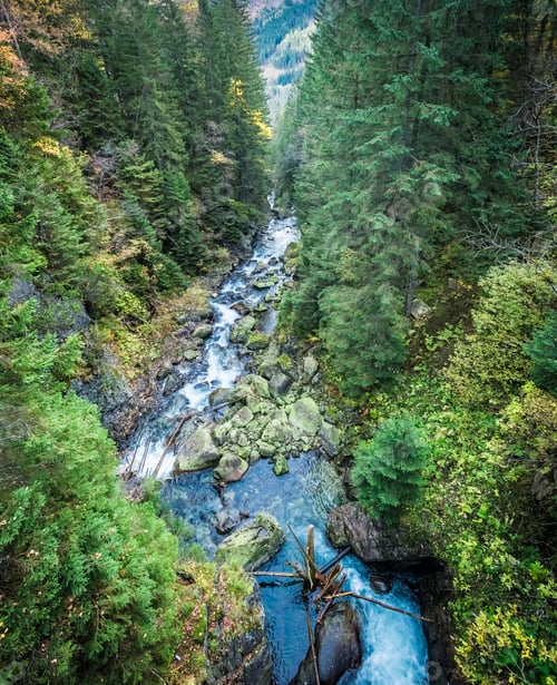 Preview: Waterfall Wodogrzmoty Mickiewicza in Tatra mountains in autumn