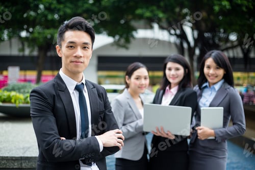 Preview: Business people